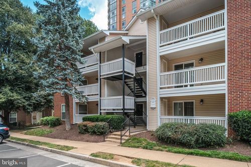 apt-204-1517 Lincoln Way, MCLEAN, VA, 22102-5810 | Card Image