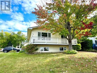 35 Barker St, House other with 4 bedrooms, 2 bathrooms and null parking in Oromocto NB | Image 2