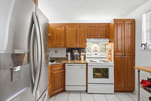 107-7400 Nw 17th St, Plantation, FL, 33313-5102 | Card Image