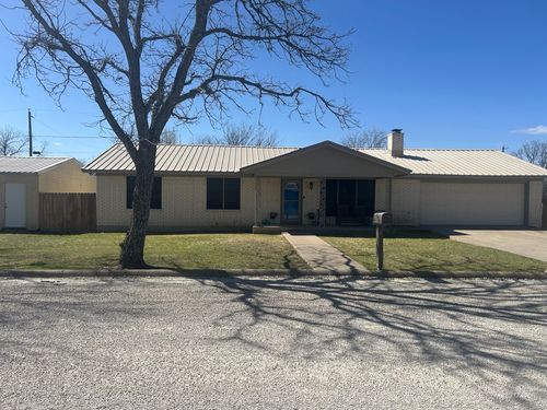 702 Meadowlark St, Hamilton, TX, 76531-2461 | Card Image