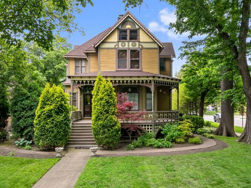 201 Wesley Avenue, Oak Park, IL, 60302 | Card Image