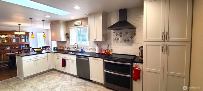 Kitchen | Image 17