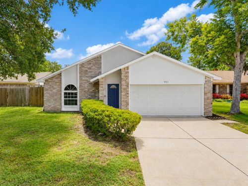 911 Golden West Dr, Katy, TX, 77450-3802 | Card Image