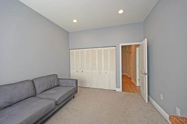 2320 Dina Ave, Condo with 2 bedrooms, 2 bathrooms and null parking in Cincinnati OH | Image 26