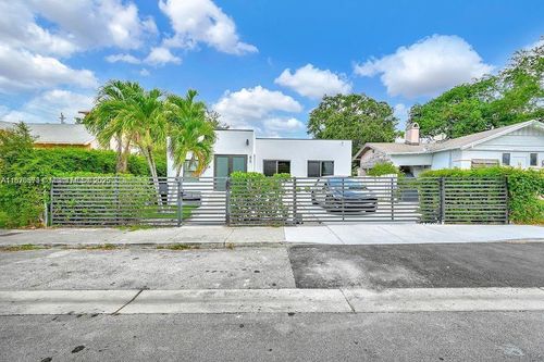85 Nw 47th St, Miami, FL, 33127-2407 | Card Image