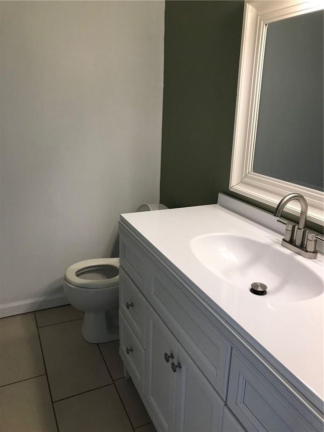 59 Woodlake Dr, Condo with 3 bedrooms, 2 bathrooms and 2 parking in Middletown NY | Image 15