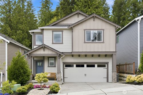 19518 9th Ave Se, Bothell, WA, 98012-6107 | Card Image