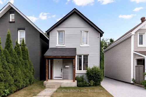 {{alt}} | Card Image