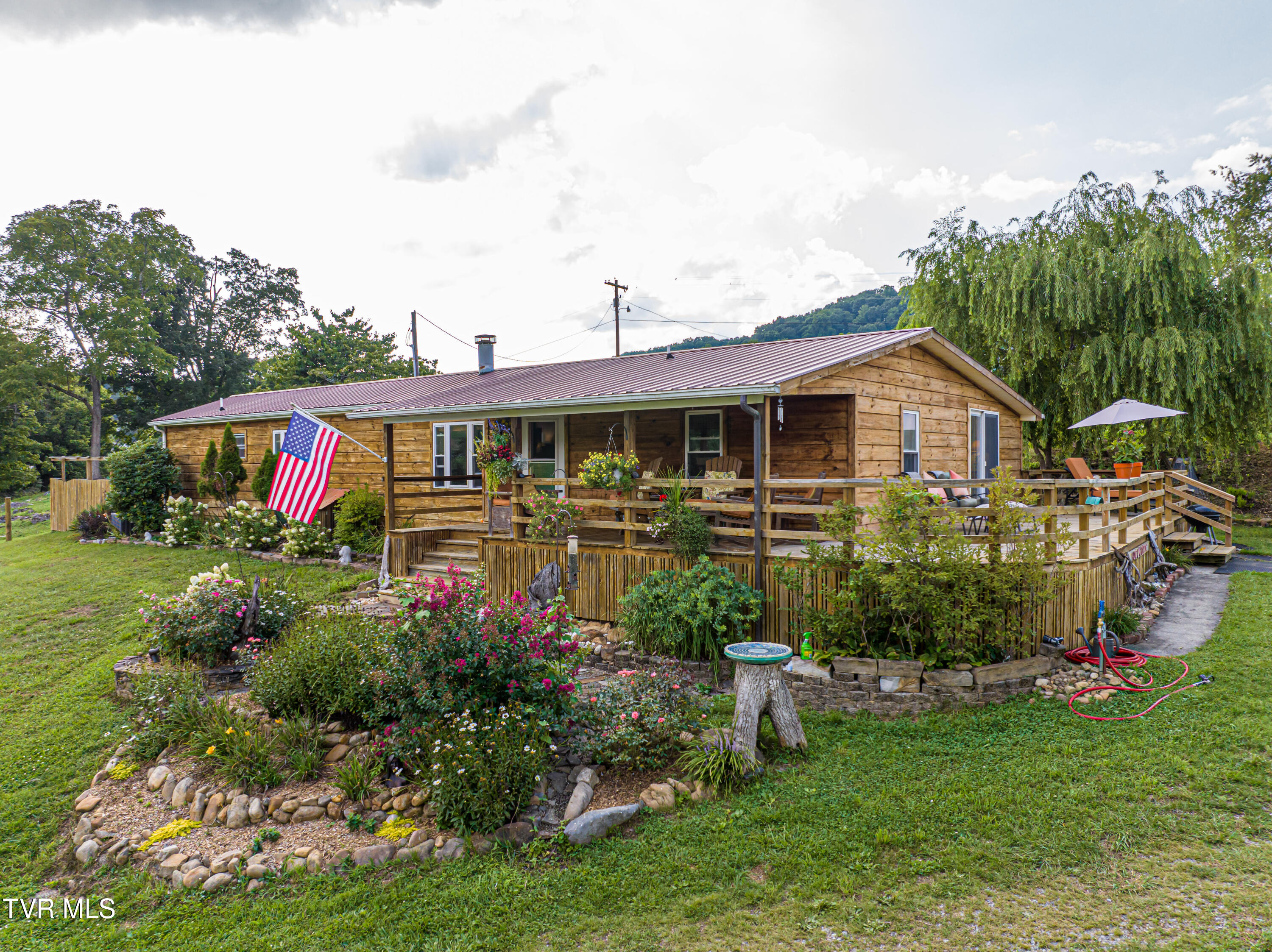 Denton Valley Rd, Abingdon, VA 24211
