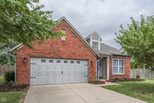 844 Mallory Pkwy, Franklin, IN, 46131-7733 | Card Image