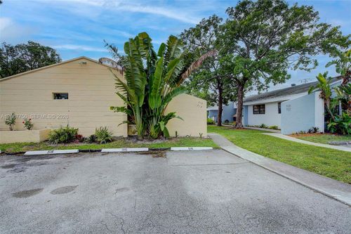516-516 Sw 14th Ct, Fort Lauderdale, FL, 33315-1431 | Card Image