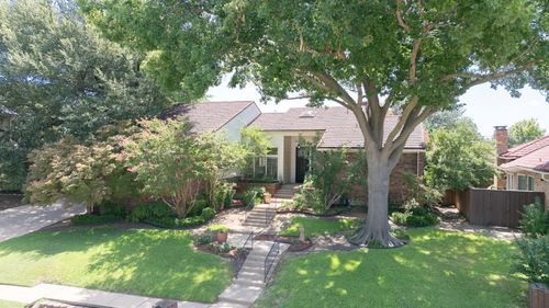 1424 Travis Cir S, Irving, TX, 75038-6258 | Card Image