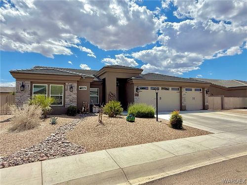 2214 Dollarhide Dr, Kingman, AZ, 86409-4514 | Card Image