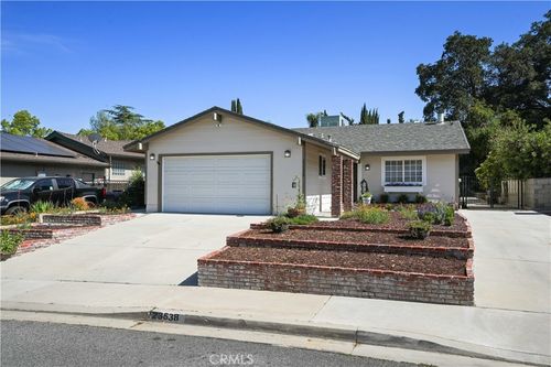 23538 Arlen Dr, Newhall, CA, 91321-3423 | Card Image