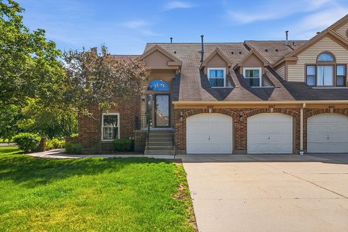 489 Banyan Tree Ln, Buffalo Grove, IL, 60089-4616 | Card Image