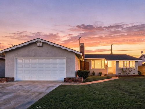 5536 Panama Dr, Buena Park, CA, 90620-1240 | Card Image