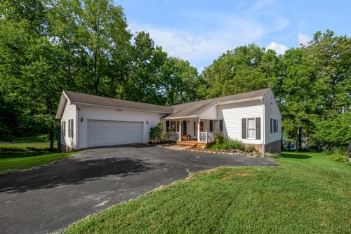 2073 Crystal Springs Rd, Danville, KY, 40422-9327 | Card Image