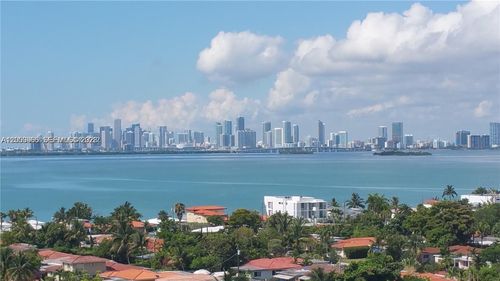 1012-7901 Hispanola Ave, North Bay Village, FL, 33141-4152 | Card Image