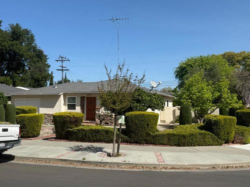 2076 Coastland Ave, San Jose, CA, 95125-2605 | Card Image
