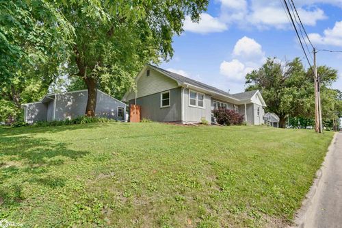303 S Locust St, Mount Pleasant, IA, 52641-2342 | Card Image