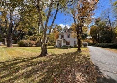 239 Pelham Rd, House other with 4 bedrooms, 2 bathrooms and 4 parking in Amherst MA | Image 2