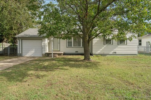 2239 N Marion Ave, Tulsa, OK, 74115-3911 | Card Image