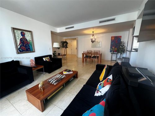 1001-901 Brickell Key Blvd, Miami, FL, 33131-3734 | Card Image