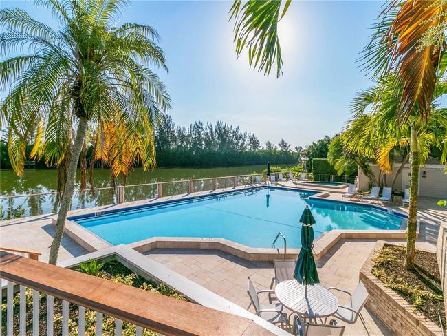 71 Tidy Island Blvd, Townhouse with 2 bedrooms, 2 bathrooms and null parking in BRADENTON FL | Image 33