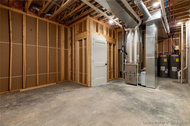 2034 Andres Way, Home with 5 bedrooms, 4 bathrooms and null parking in Floyds Knobs IN | Image 74