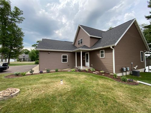 2333 11 1/8 Ave, Cameron, WI, 54822-9682 | Card Image