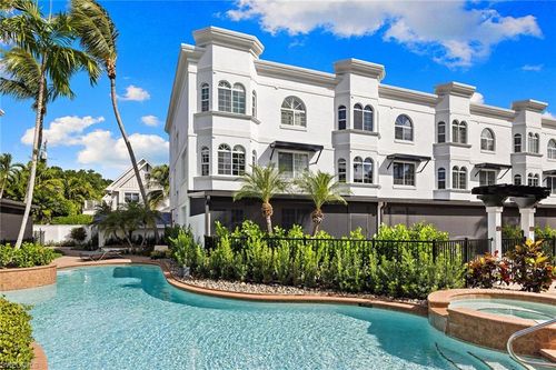 301-417 4th Ave S, NAPLES, FL, 34102-6340 | Card Image