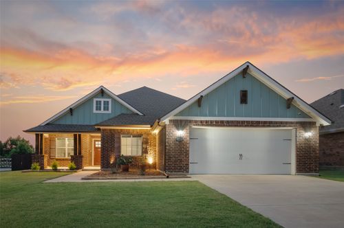 4000 Montecristo Ln, Sanger, TX, 76266-1450 | Card Image