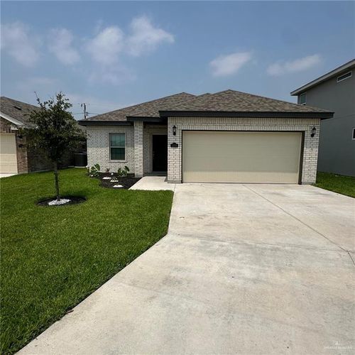 2006 N Retama St, San Juan, TX, 78589-1640 | Card Image