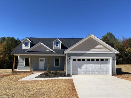 1148 Dudley Rd, Yadkinville, NC, 27055-7832 | Card Image