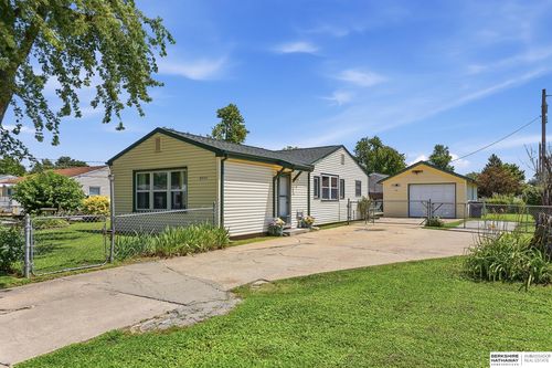 4109 Savage St, Council Bluffs, IA, 51501-8521 | Card Image
