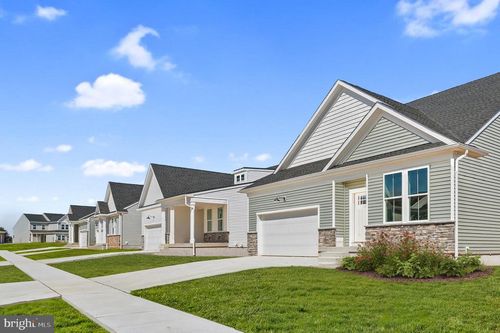 2669 Fairlight Dr, MIDDLETOWN, DE, 19709-3341 | Card Image