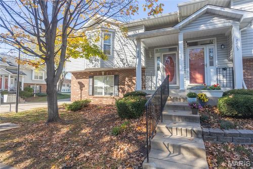 d-2001 Belltower Dr, Saint Peters, MO, 63376-7201 | Card Image