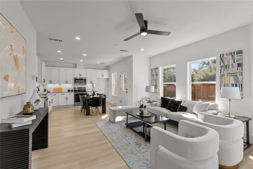 124 Homes Dr, Grand Prairie, TX, 75050 | Card Image