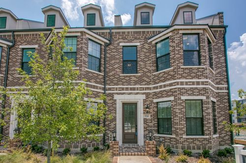 224 Morningside Dr, Roanoke, TX, 76262-6734 | Card Image