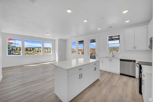 unit-205-5599 S Carnelian Pkwy, St George, UT, 84790-2858 | Card Image