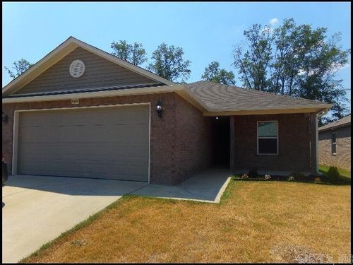 8801 Northwood Creek Dr, North Little Rock, AR, 72113-7761 | Card Image