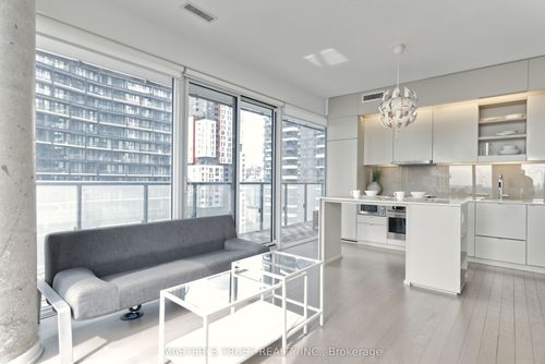 2511-101 Peter St, Toronto, ON, M5V0G6 | Card Image