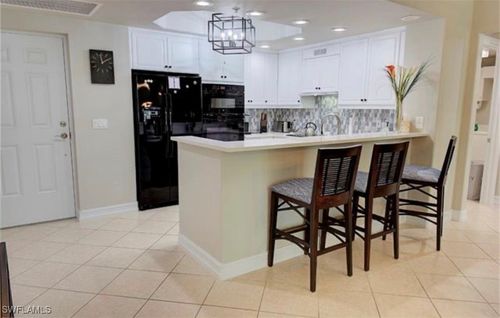 b-104-2738 Tiburon Blvd E, NAPLES, FL, 34109-3612 | Card Image