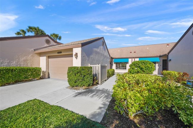 7640 - 5933 Clubside Dr, Condo with 2 bedrooms, 2 bathrooms and null parking in SARASOTA FL | Image 49