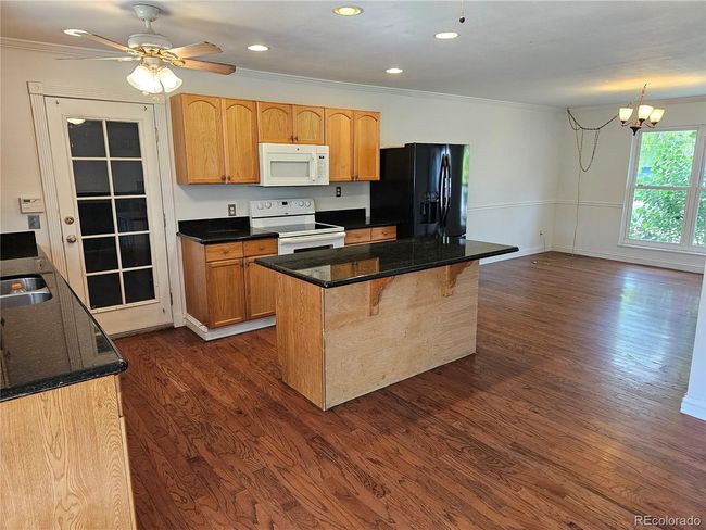 2178 S Memphis St, House other with 4 bedrooms, 2 bathrooms and 2 parking in Aurora CO | Image 5