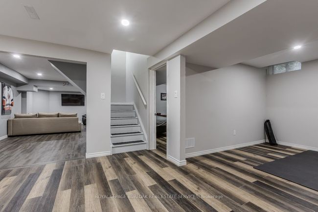 11 Norma Cres, House other with 5 bedrooms, 4 bathrooms and 4 parking in Ancaster ON | Image 44