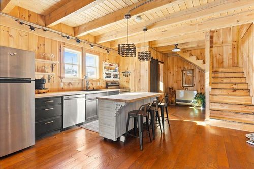 19 Elm Street, Lancaster, NH, 03584 | Card Image