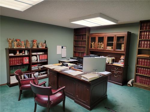 200 W Harrison St, Sullivan, IL, 61951-1954 | Card Image