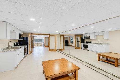 19 Quimby Ct, Danville, NH, 03819-3018 | Card Image