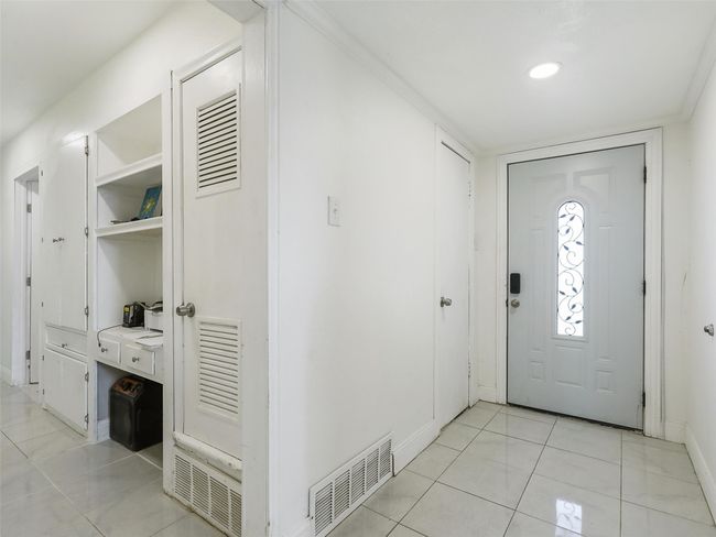 2517 E Mitchell St, House other with 3 bedrooms, 1 bathrooms and null parking in Arlington TX | Image 4